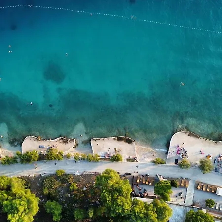 Moenia * Milna (Brac)