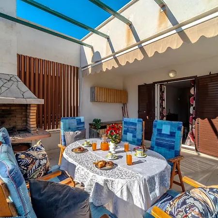 Apartament Moenia Milna (Brac)