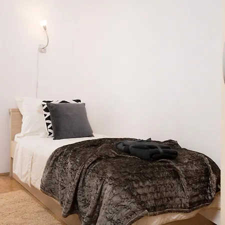 Apartment Moenia