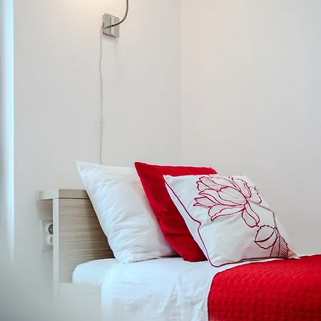 Moenia Apartman Milna